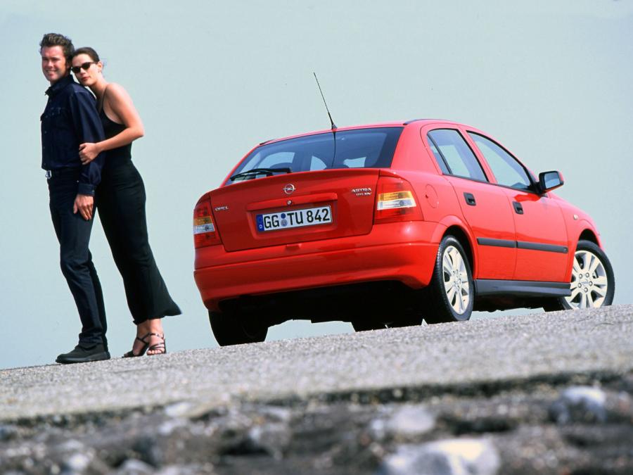  Opel Astra DTI 16V (G) 1999 года  (фото 2 из 13)